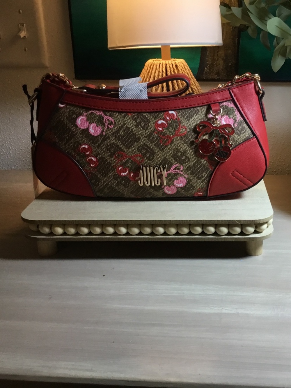 Juicy Couture Cherry Darlin Shoulder bag - Picture 2 of 9